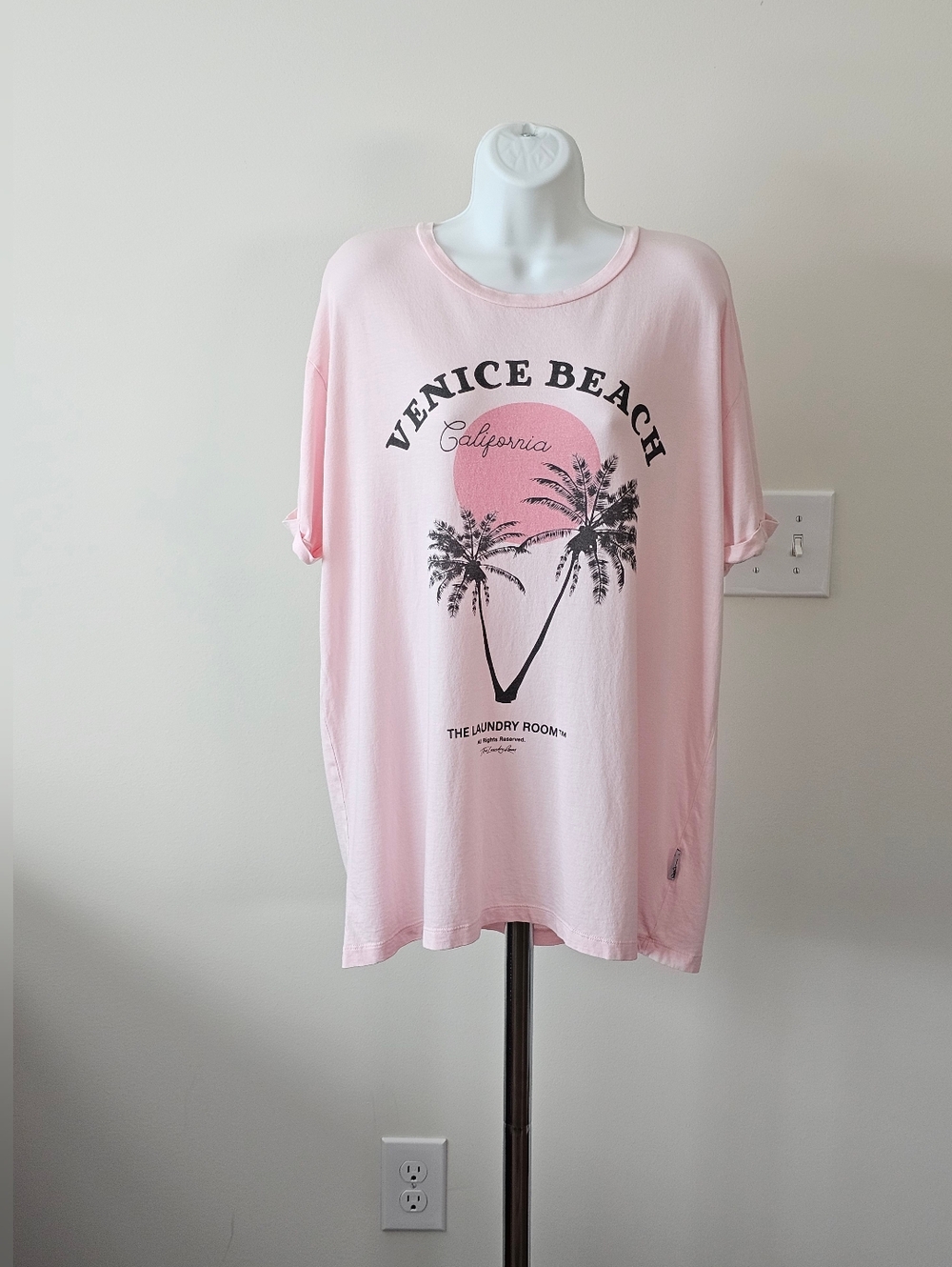 The Laundry Room Venice Beach Oversized Tee Pink Size Small Like New